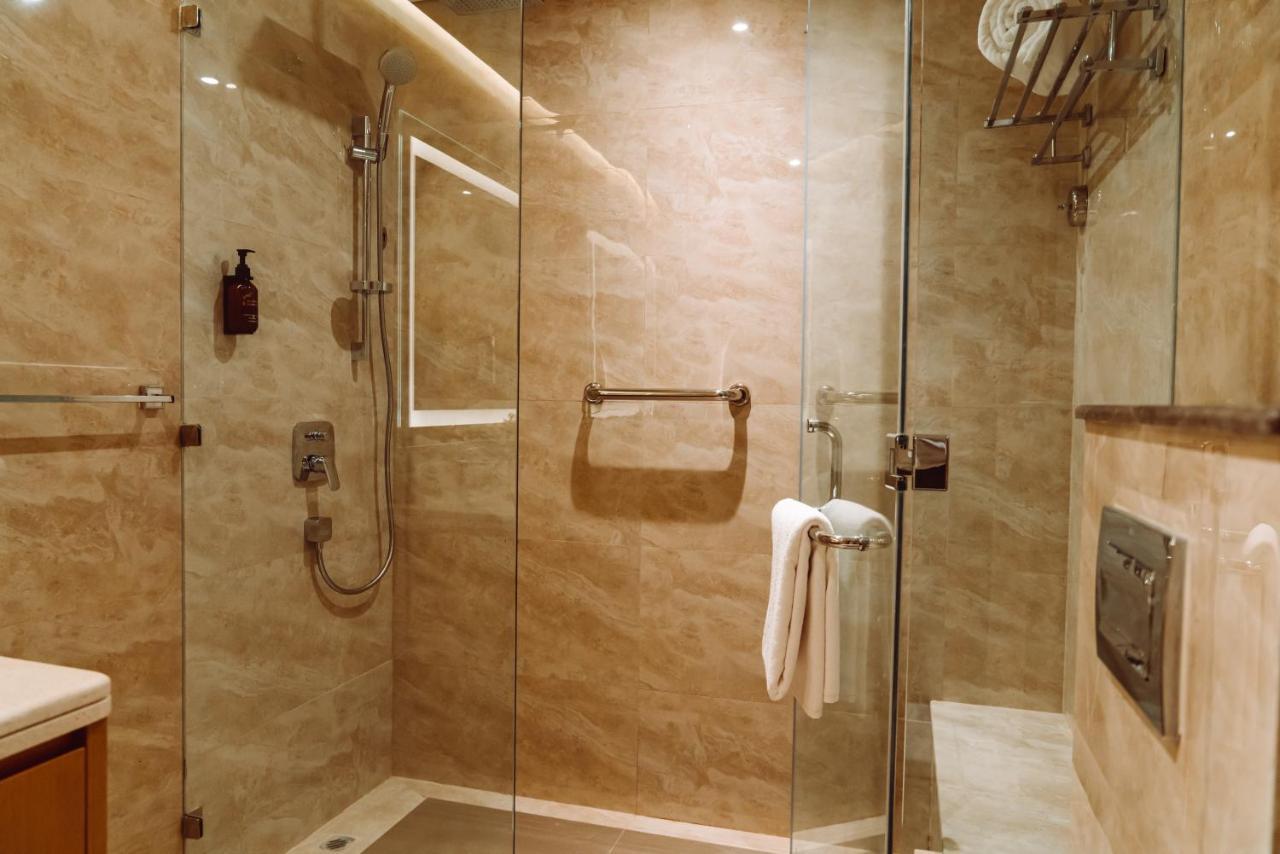 He Hotel Apartments Dubai Dış mekan fotoğraf